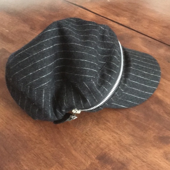 Converse zipper cap - Picture 2 of 8